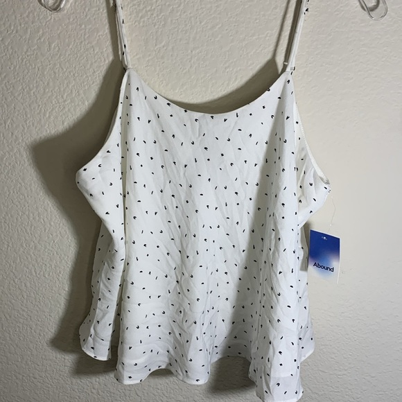 5/$25 Size L Abound Women's V-neck  Swing Camisole Top, Ivory-Black Abstract - Picture 4 of 7
